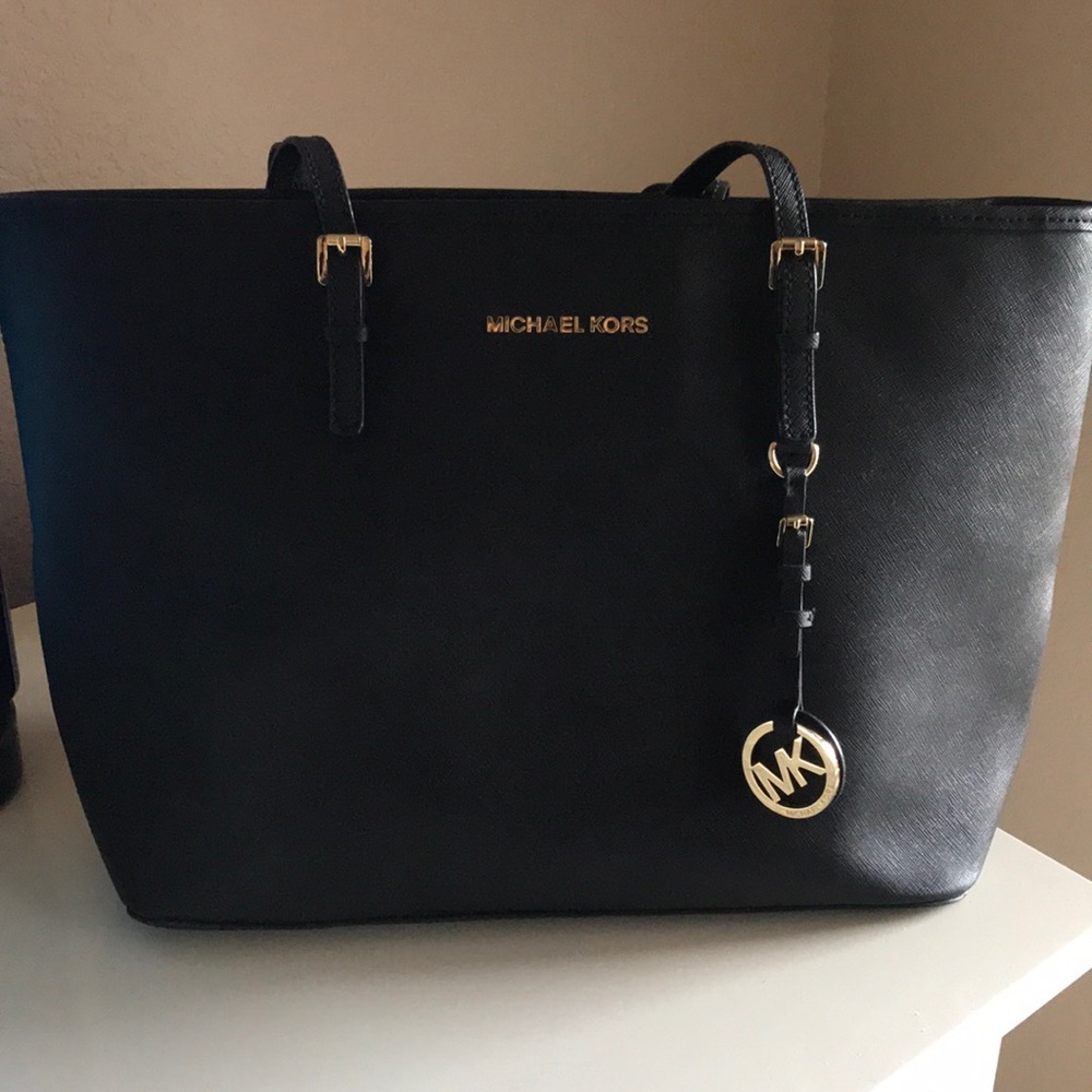 MK purse